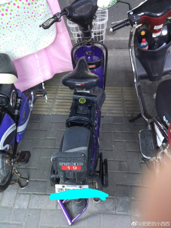 img-1949be9c1e953778346186f2766ffbb4.jpg